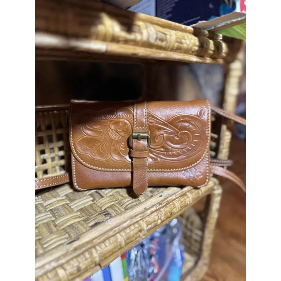 PATRICIA NASH Torri Tan Leather Heritage Collection Crossbody Bag Organizer - Picture 2 of 6